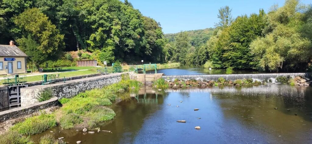 Canal de Nantes à Brest