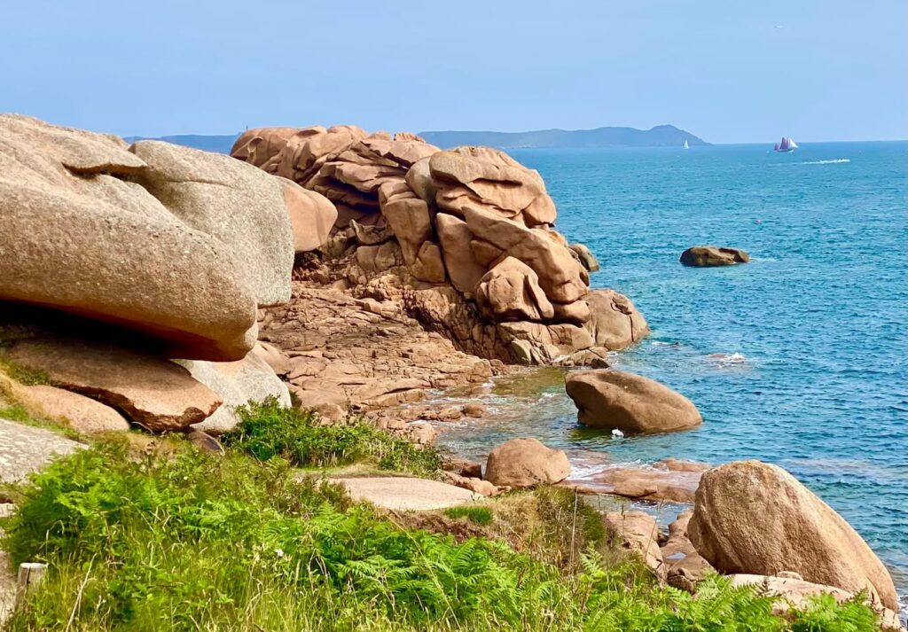 Côte de granit rose