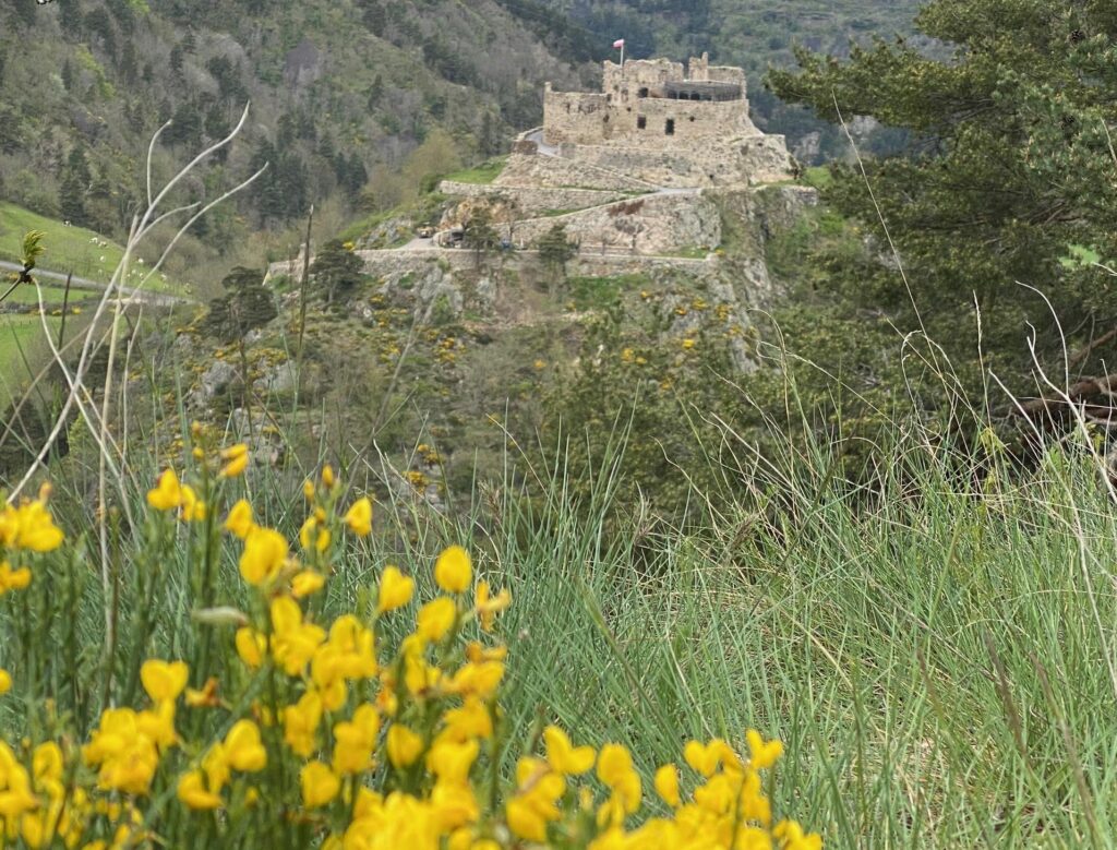 Château de Beaufort, à Goudet