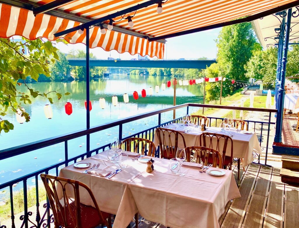 À la table de Renoir