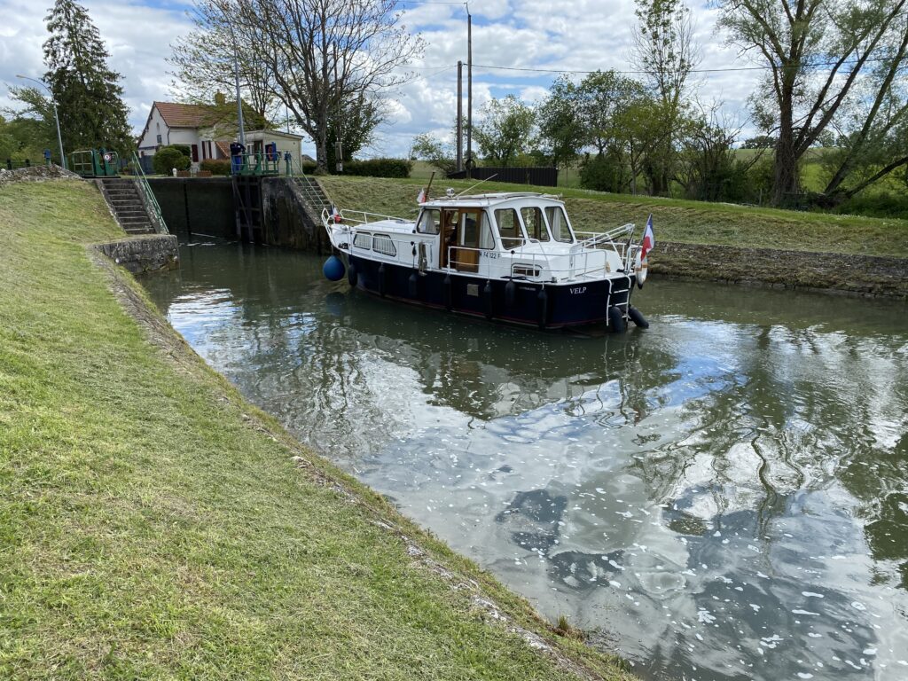 Canal latéral à la Loire