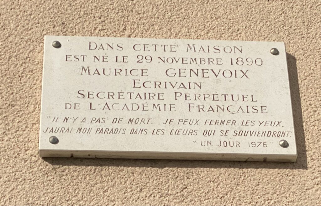 Plaque maison natale Maurice Genevoix à Decize