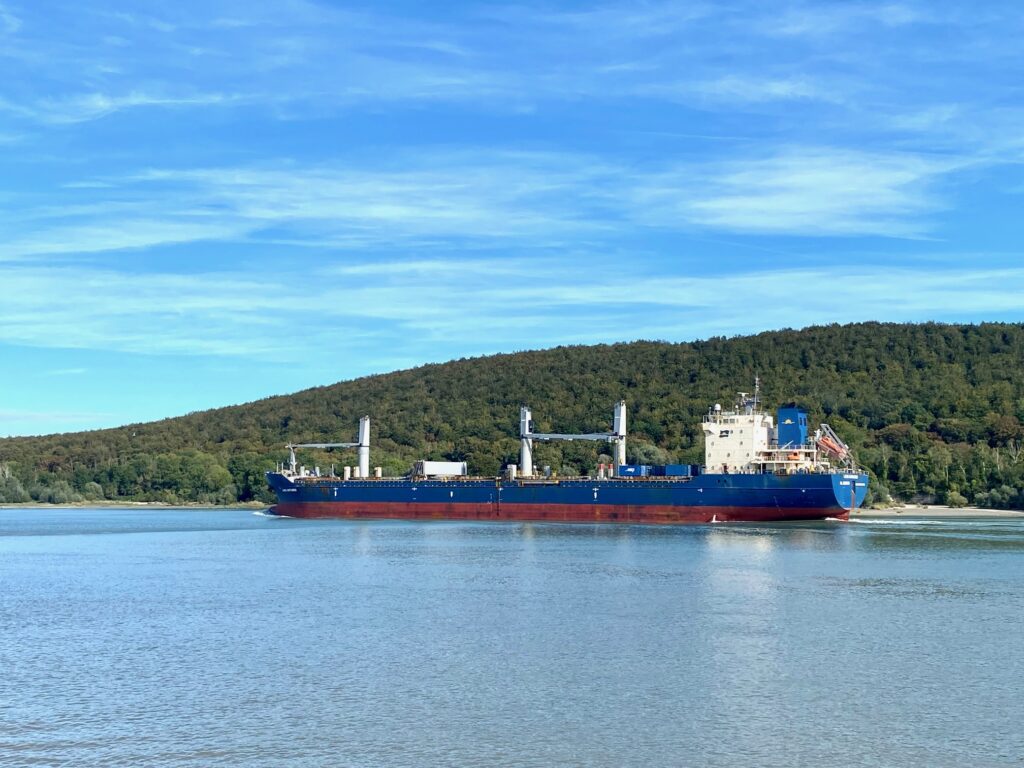 Le Lake Ontario remonte la Seine vers Rouen