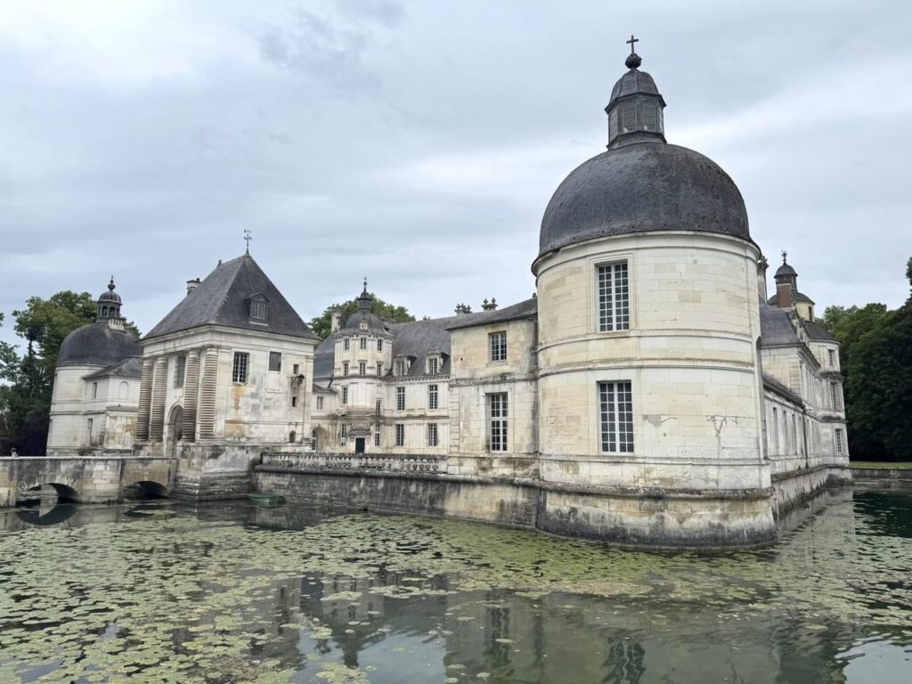 Château d'Ancy-le-Franc (Yonne)