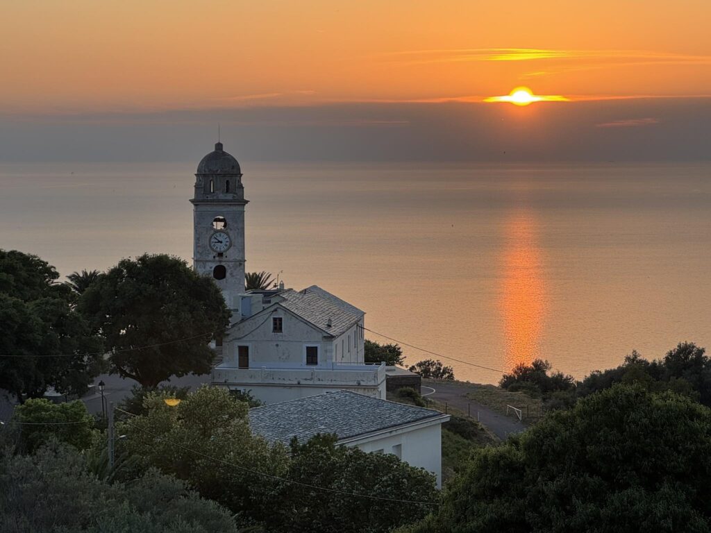 Coucher de soleil à Canari, Haute-Corse