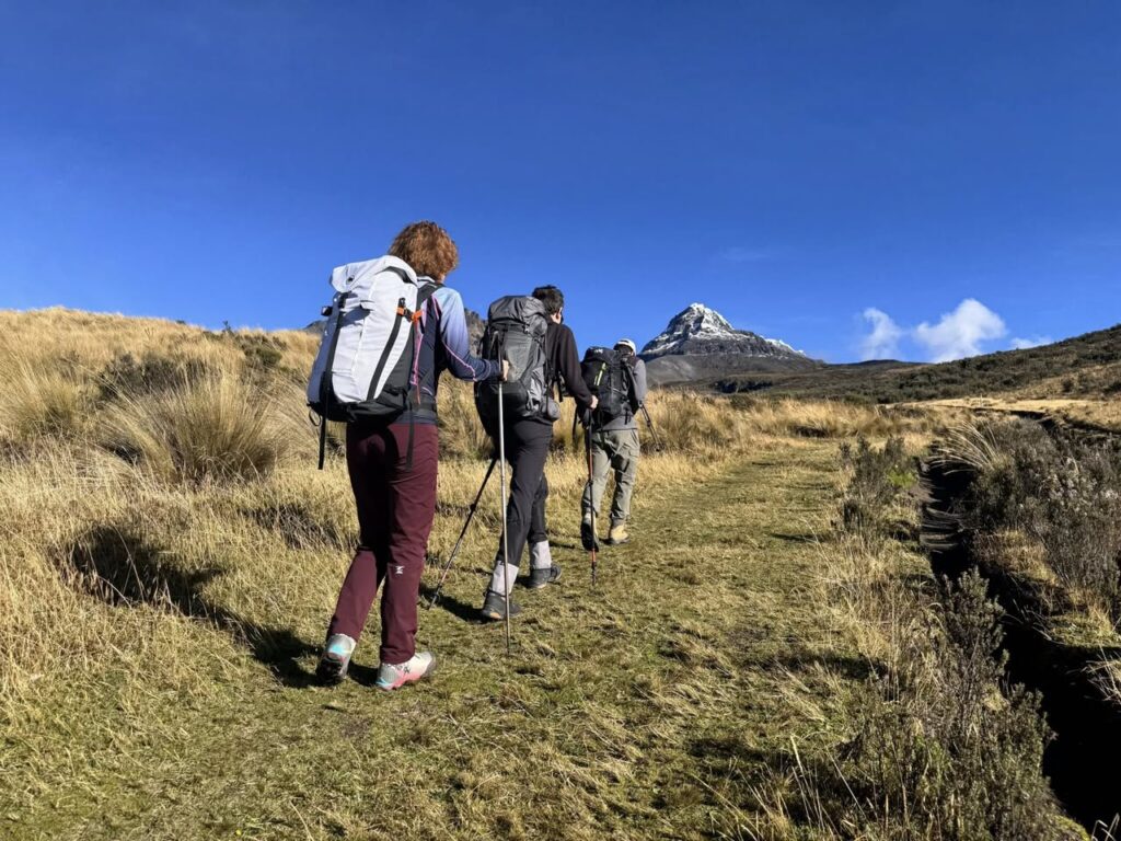 Sur le sentier de l'Illiniza Norte, Équateur