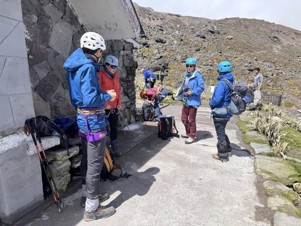 Sur le sentier de l'Illiniza Norte, Équateur