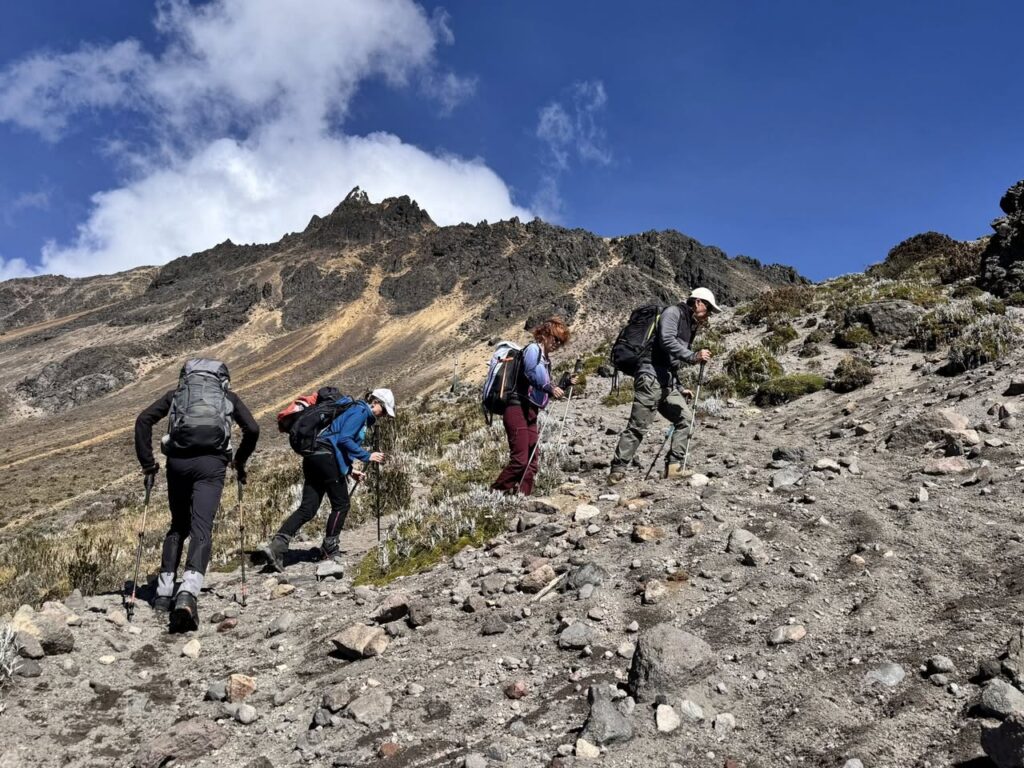 Sur le sentier de l'Illiniza Norte, Équateur