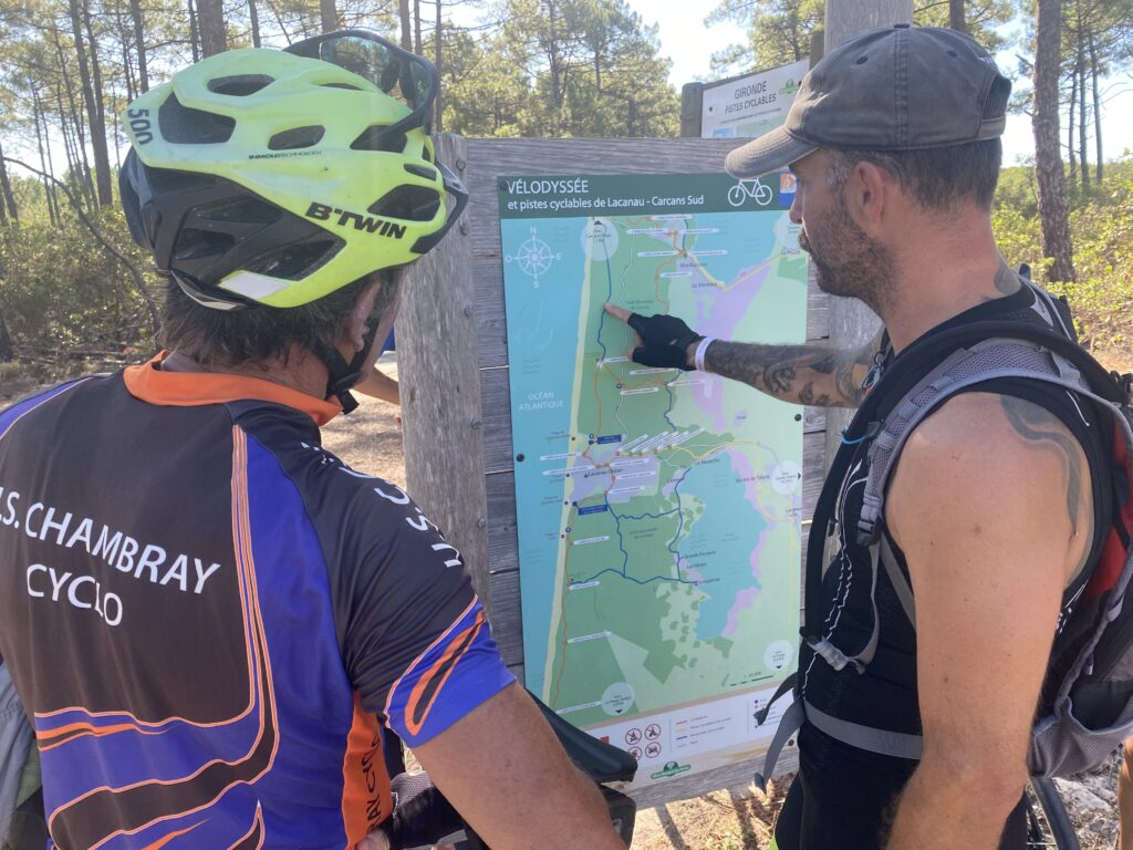 Dans la forêt des Landes sur la Vélodyssée