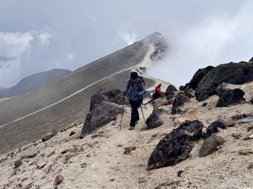 Ascension des géants d'Équateur