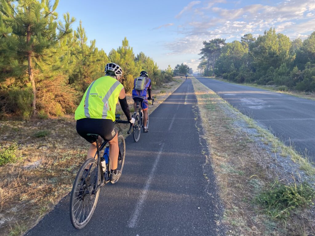 Dans la forêt des Landes sur la Vélodyssée