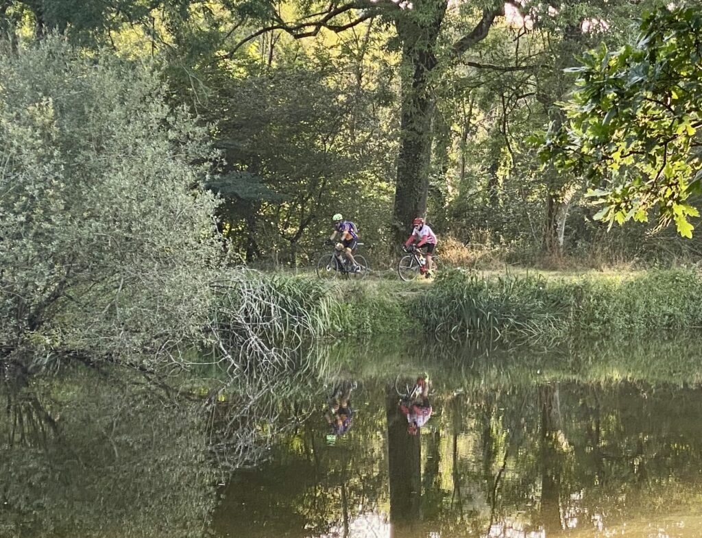 Sur le canal de Nantes à Brest
