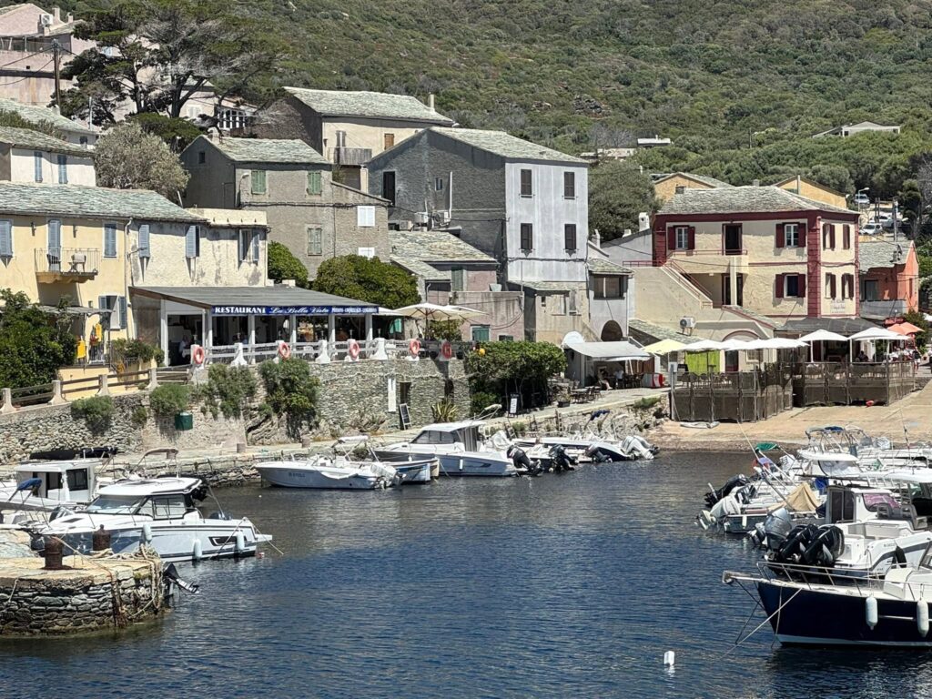 Le port de Centuri, 1ère étape de la GT 20