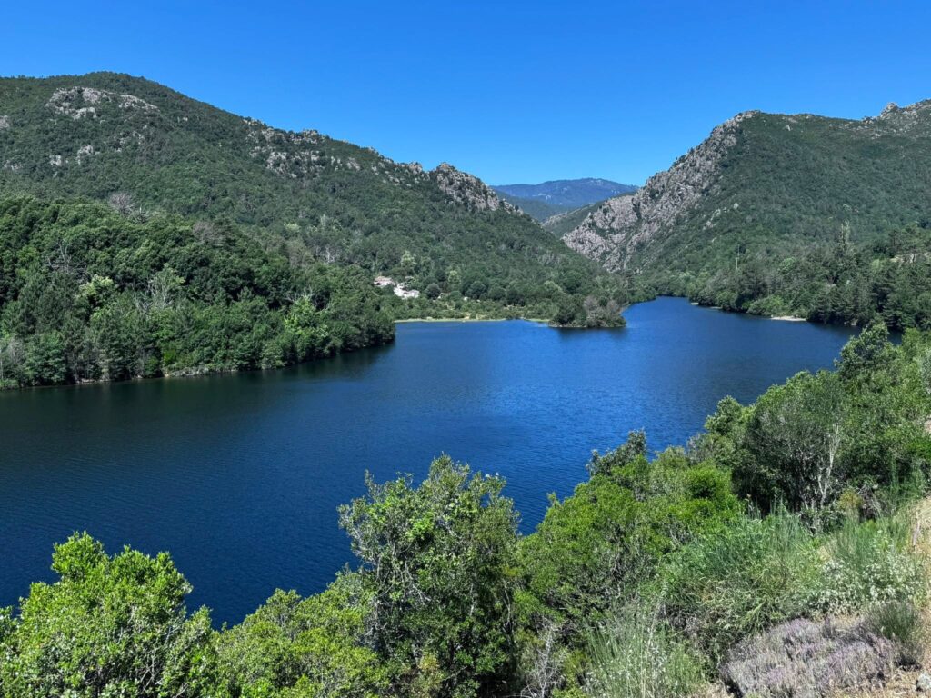 Le lac de Sampolo, Corse